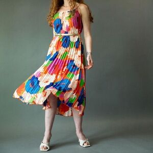 NWT Sam Edelman Retro Floral Plisse Dress